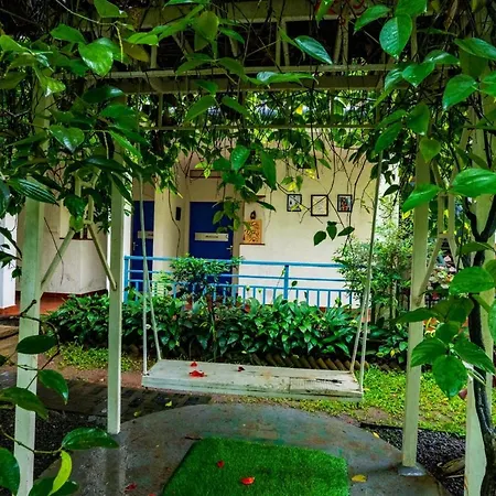 Mistletoe Homestay & Cafe Munnar Exterior photo